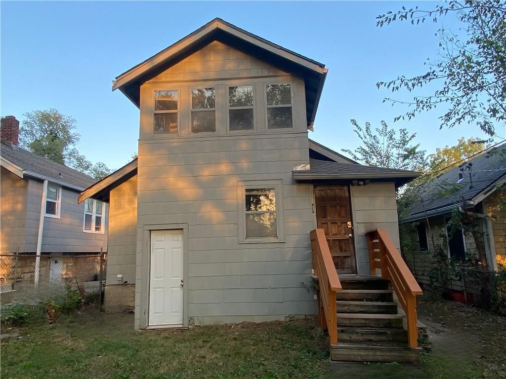 4520 Chestnut Avenue — photo 4