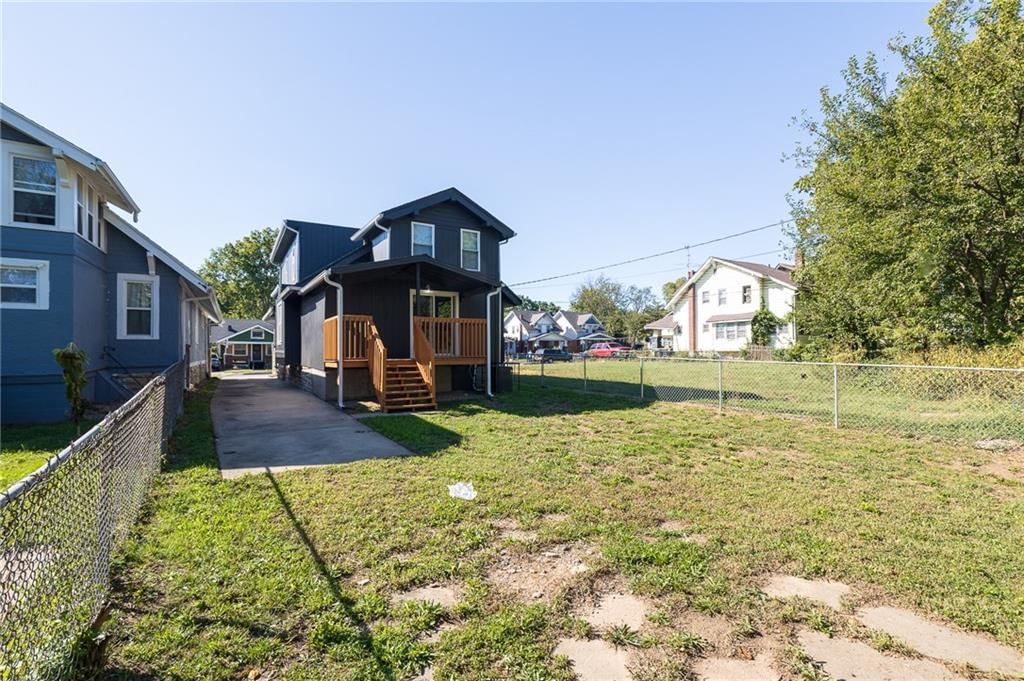 3715 College Avenue — photo 32