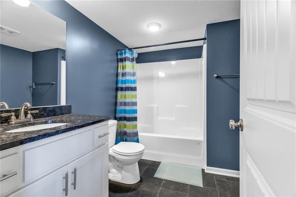 824 N Hickory Drive — photo 16