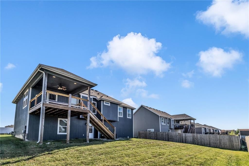 824 N Hickory Drive — photo 18