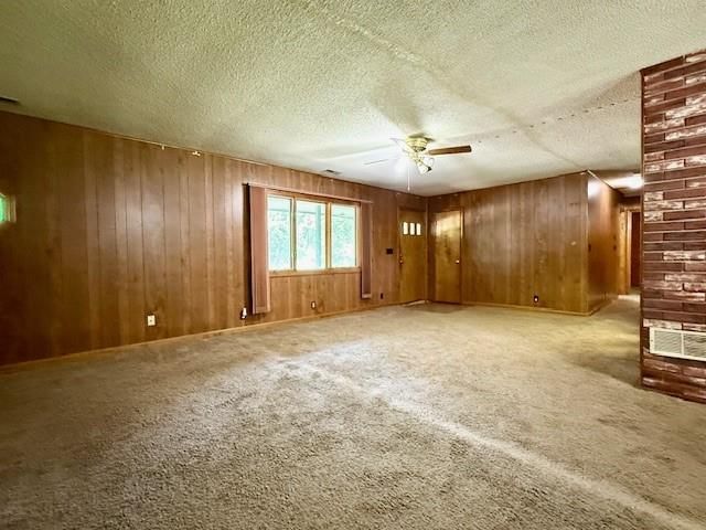 715 Forrest Avenue — photo 9