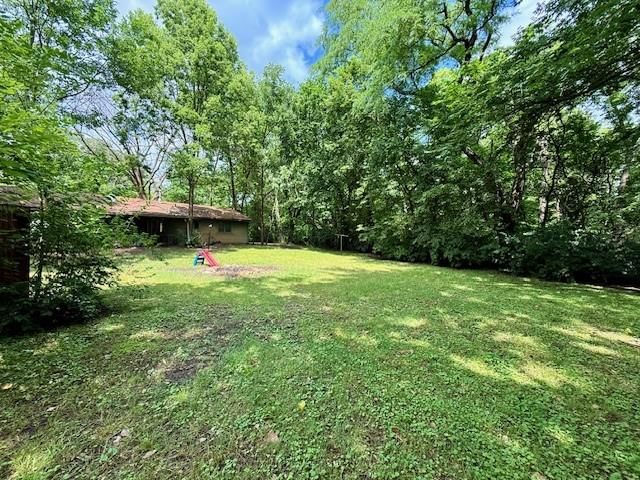 715 Forrest Avenue — photo 33