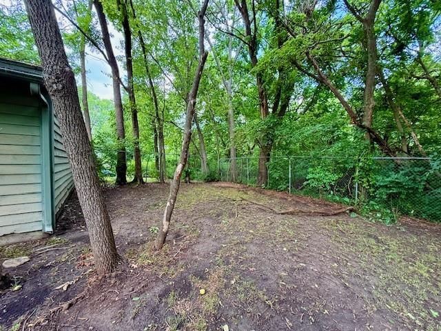 715 Forrest Avenue — photo 35