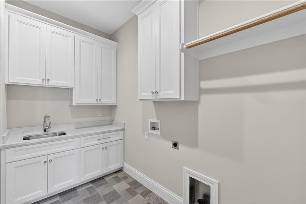 22428 W 90th Terrace — photo 32