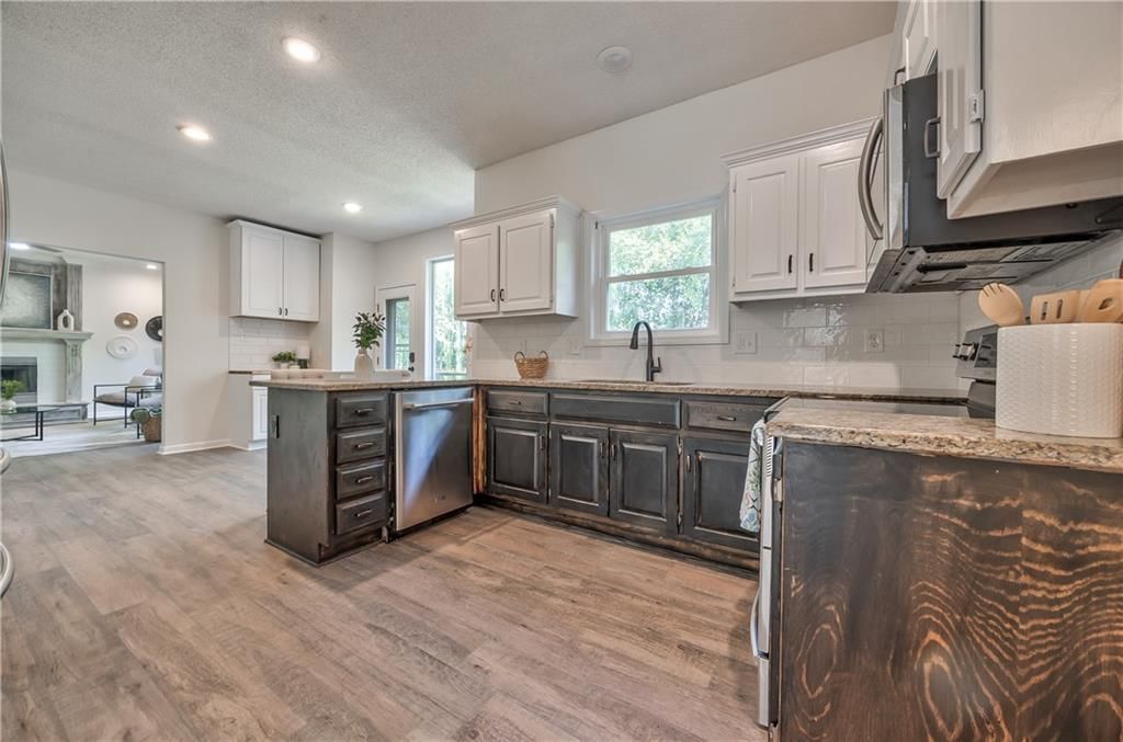 21408 W 50TH Street — photo 10