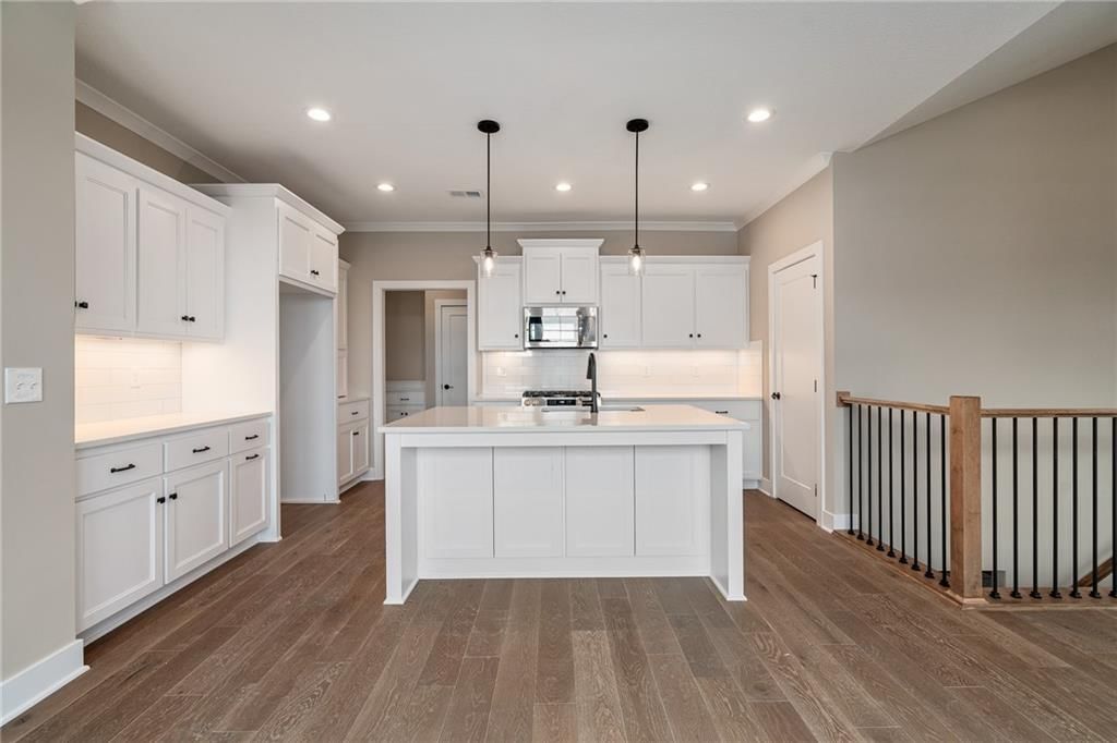 8209 Aurora Street — photo 9