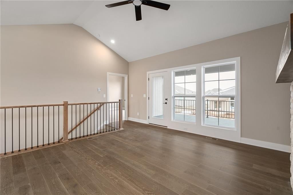 8209 Aurora Street — photo 14
