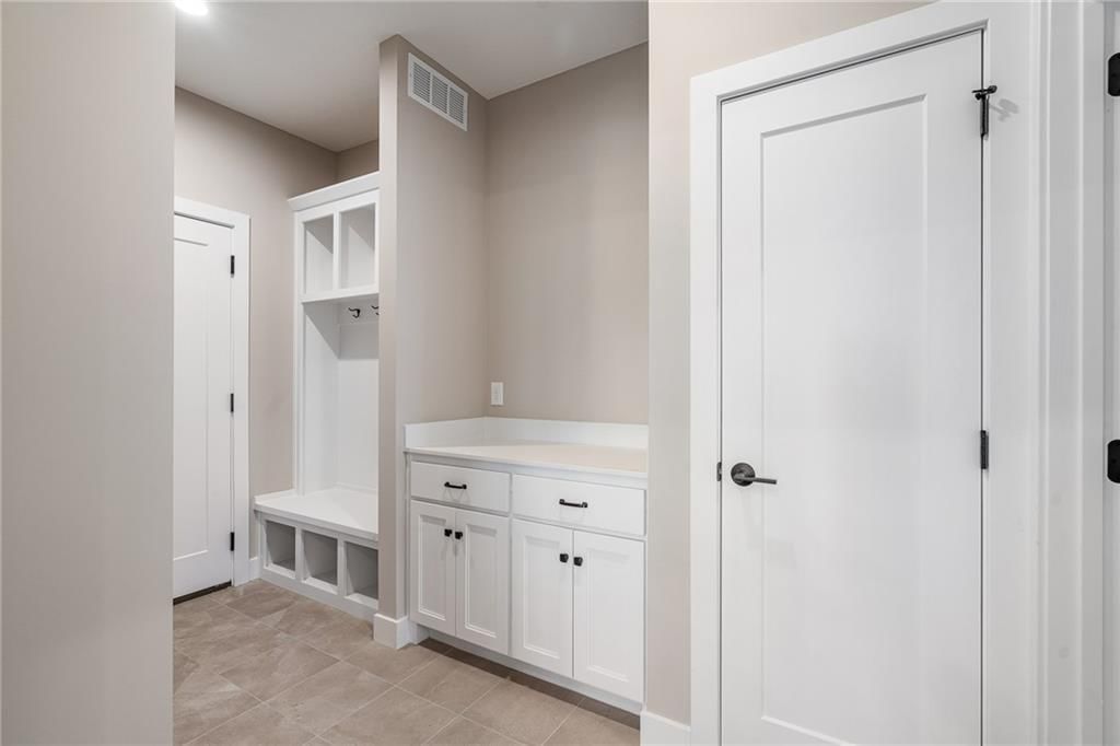 8209 Aurora Street — photo 19