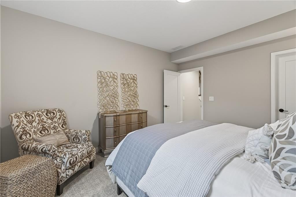 8209 Aurora Street — photo 24