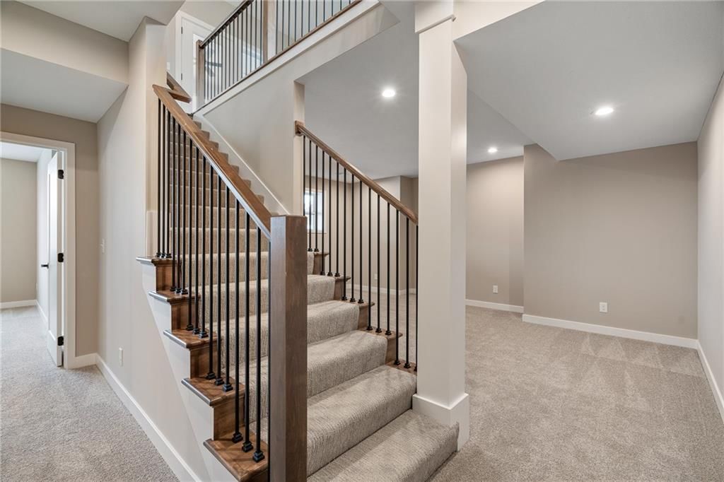 8209 Aurora Street — photo 32