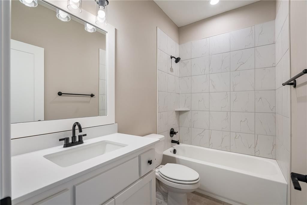 8209 Aurora Street — photo 37