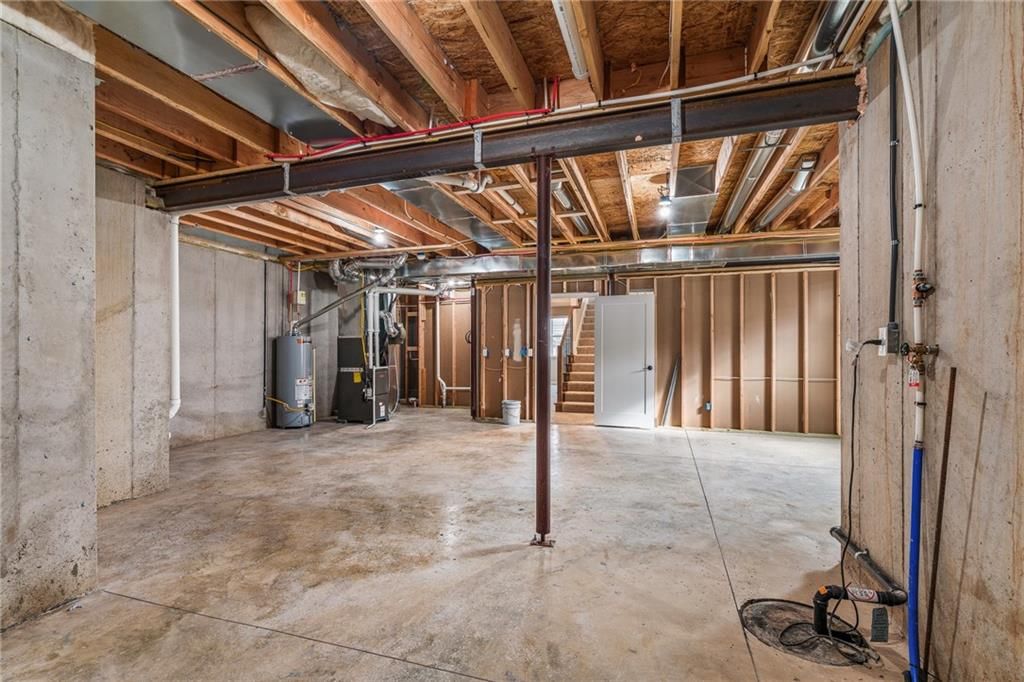 8209 Aurora Street — photo 38