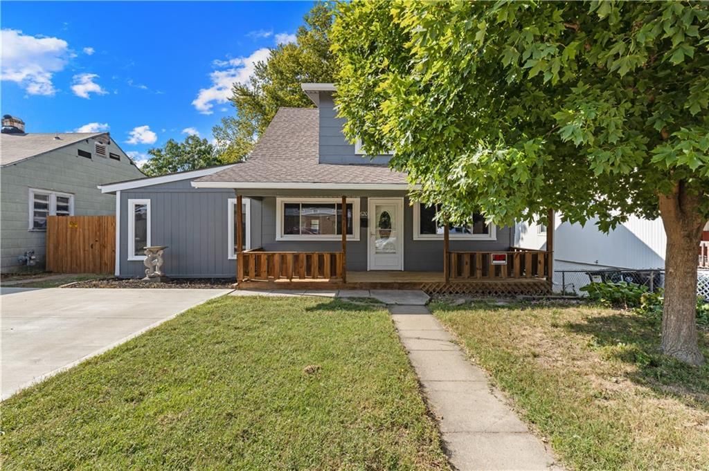 620 S Huttig Avenue — photo 2