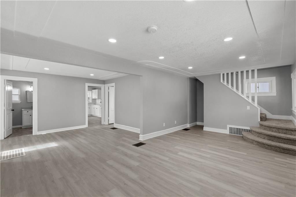 620 S Huttig Avenue — photo 4