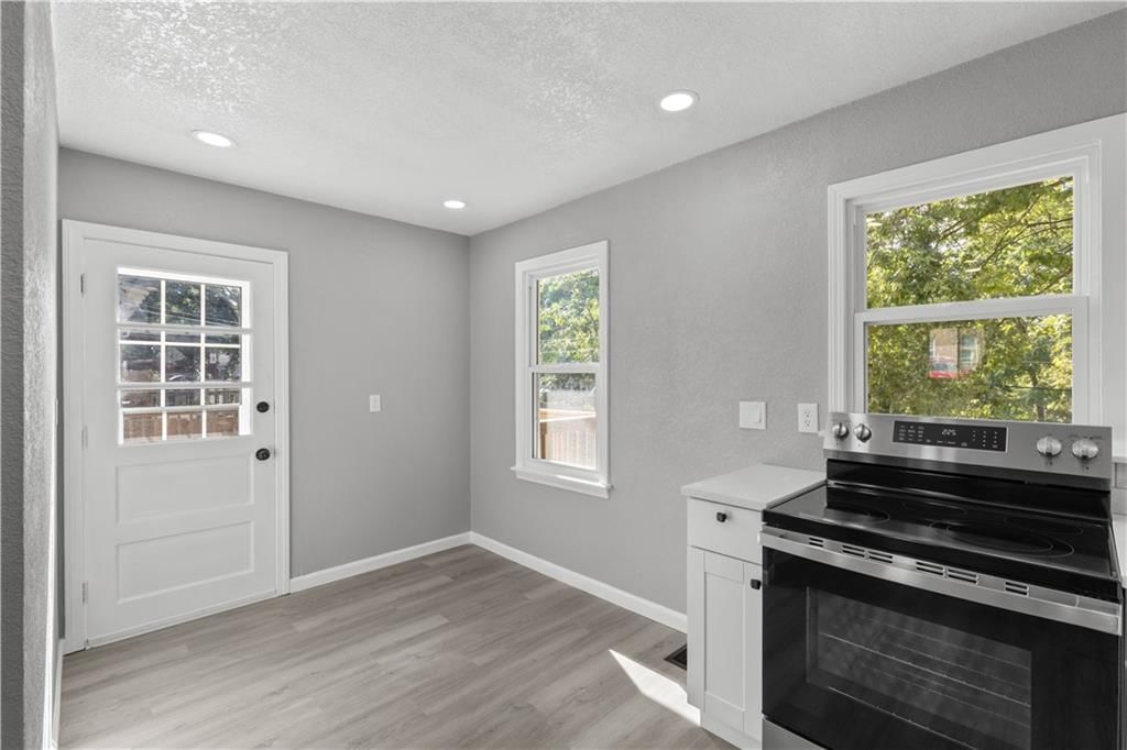 620 S Huttig Avenue — photo 10