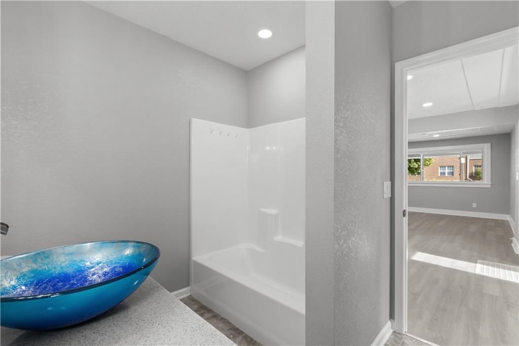 620 S Huttig Avenue — photo 13