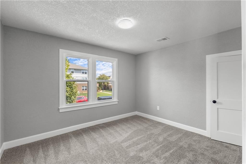 620 S Huttig Avenue — photo 20