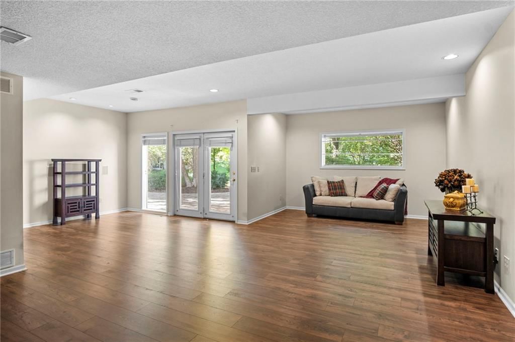 4421 W 150th Street — photo 31