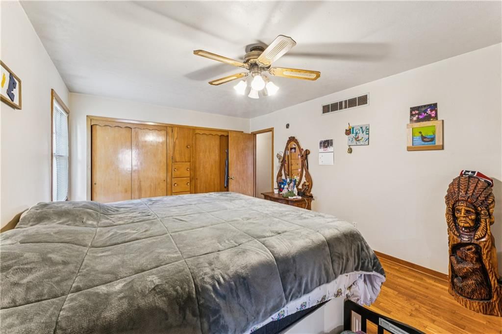 1210 S Gordon Street — photo 25