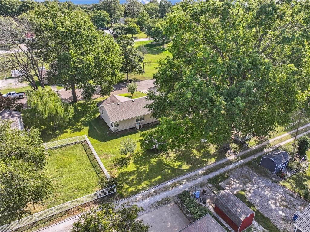 1210 S Gordon Street — photo 43