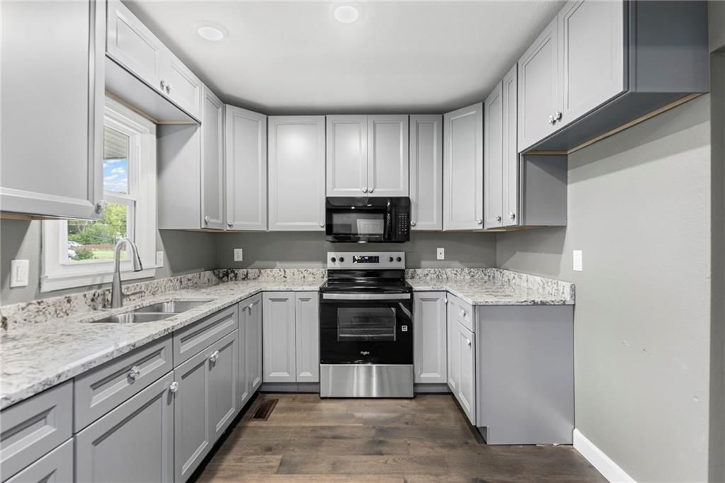 405 W Miami Street — photo 10