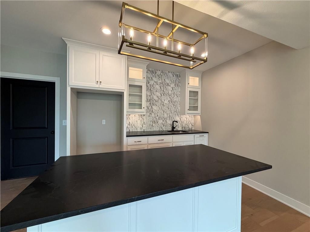8989 Freedom Street — photo 33