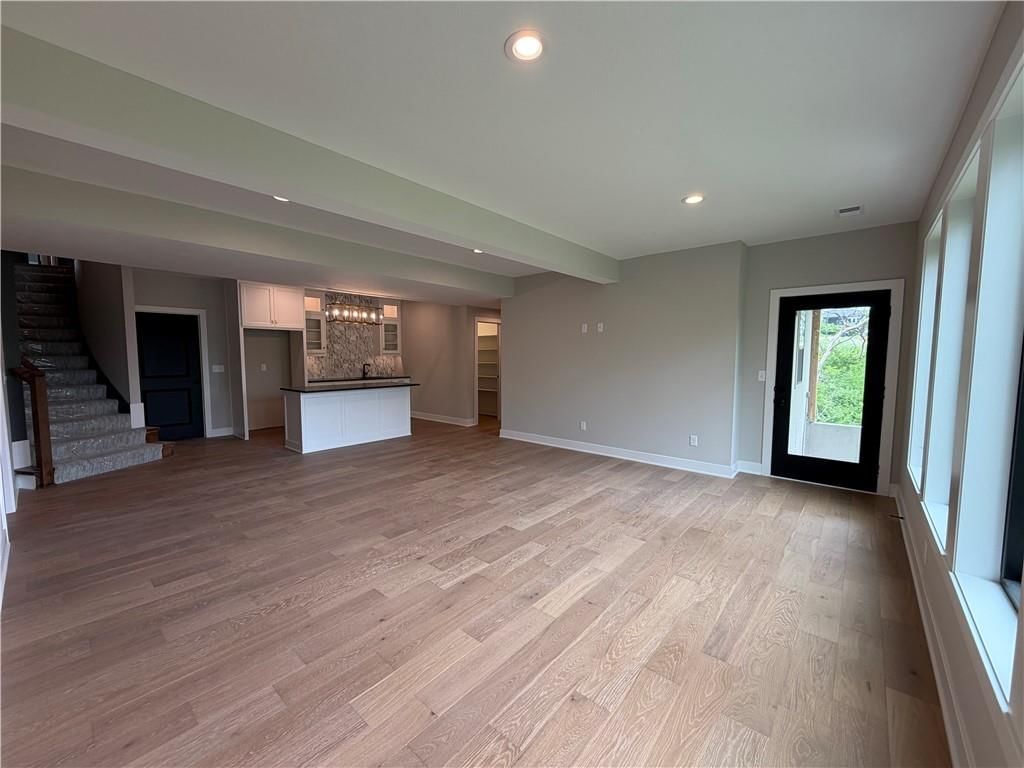 8989 Freedom Street — photo 35