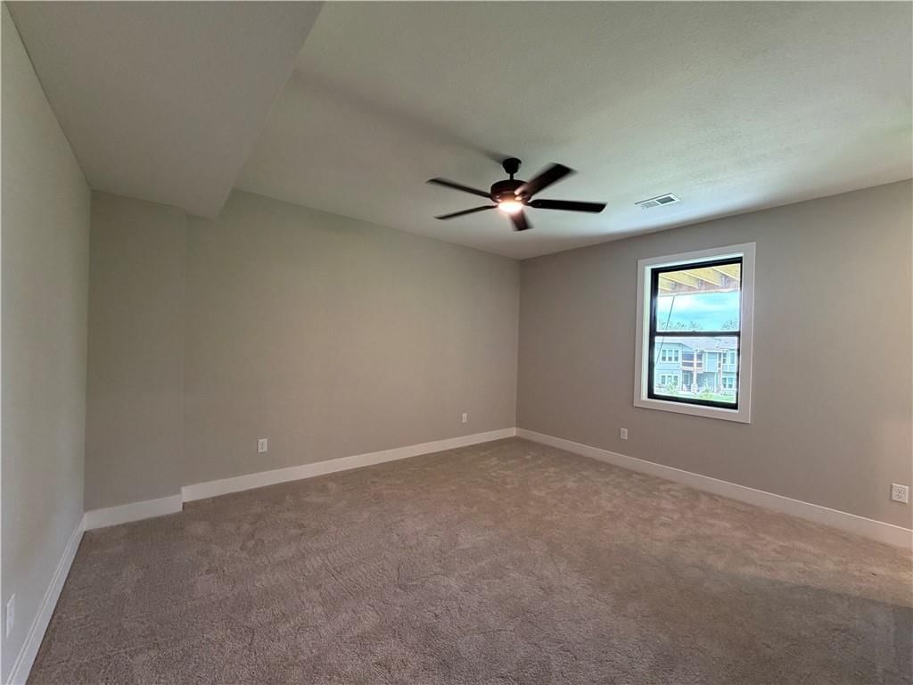 8989 Freedom Street — photo 38