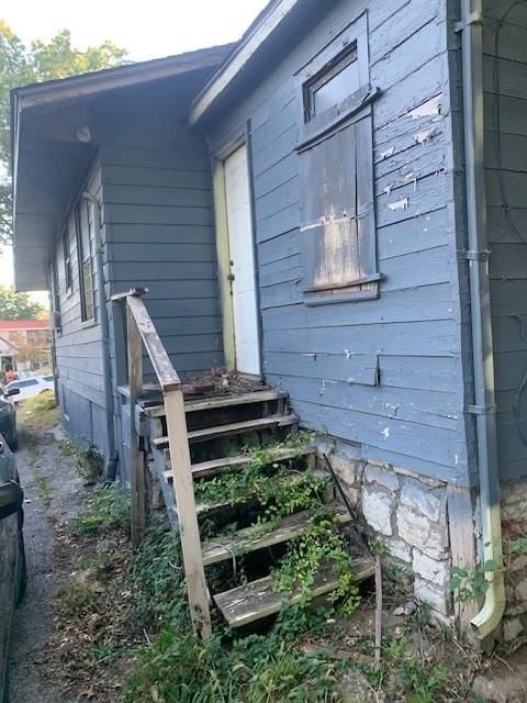 4280 E 62nd Street — photo 3