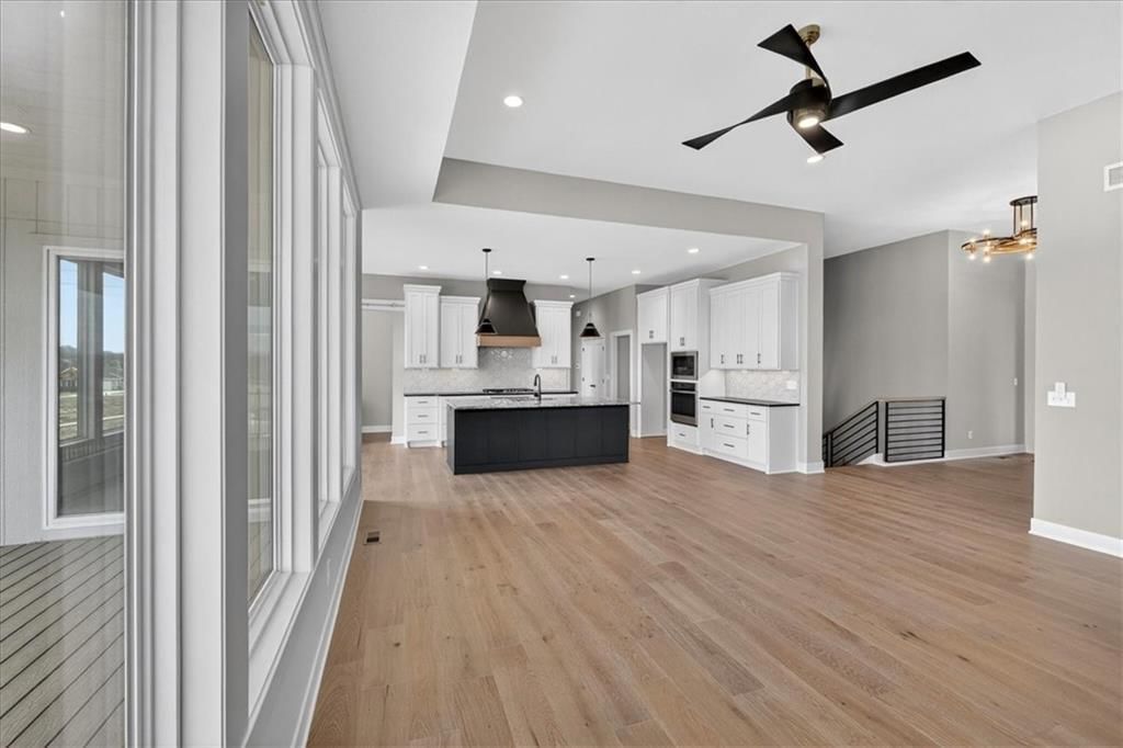 9027 Freedom Circle — photo 12