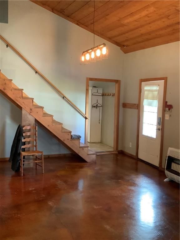 503 E 6th Street — photo 11