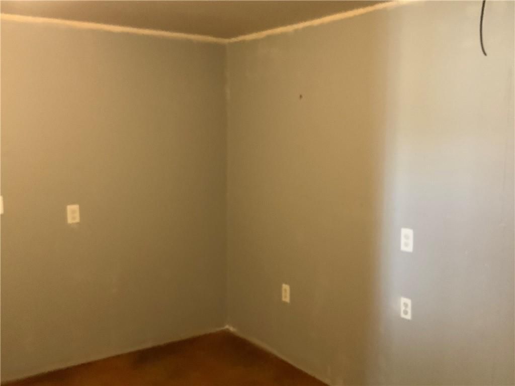 503 E 6th Street — photo 25