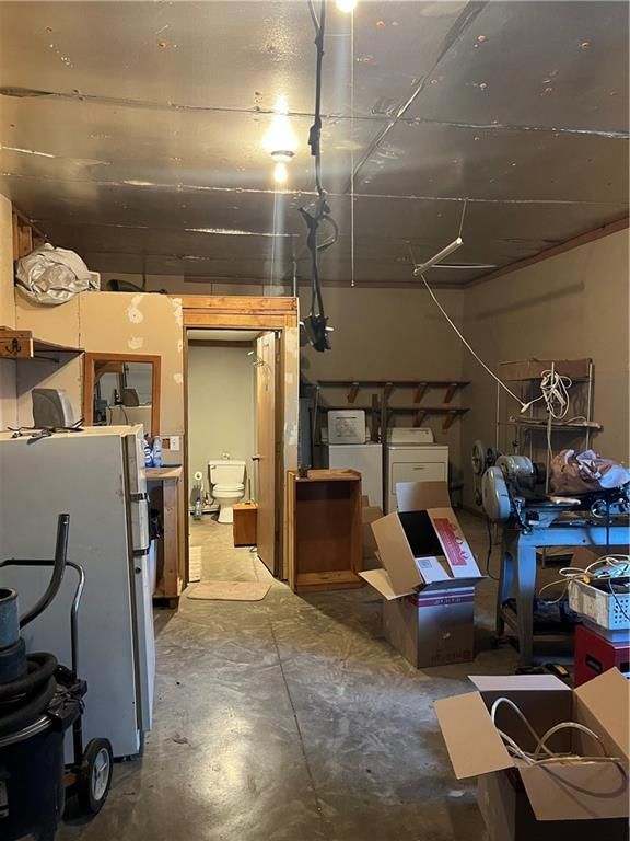 503 E 6th Street — photo 28