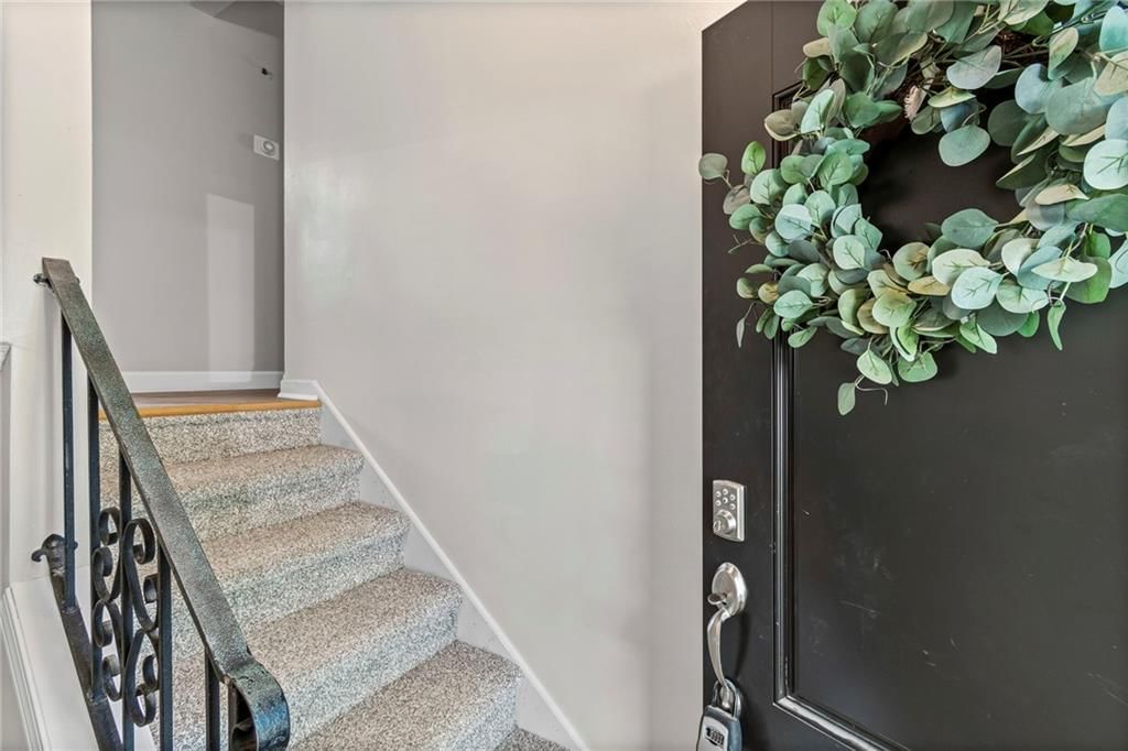 507 Vivian Street — photo 13