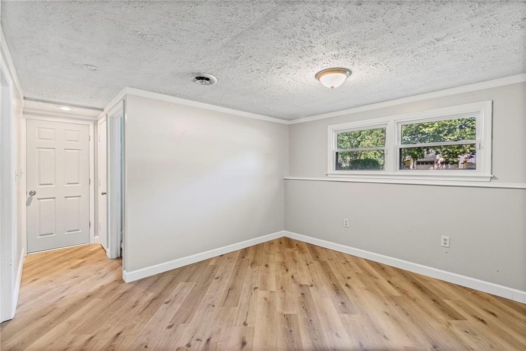 507 Vivian Street — photo 14
