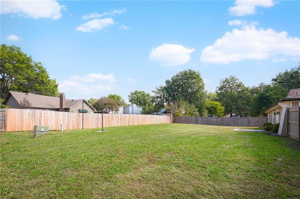 1100 Johnston Drive — photo 5