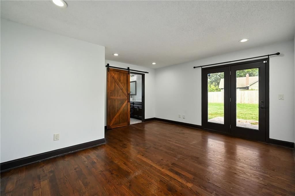 1100 Johnston Drive — photo 18