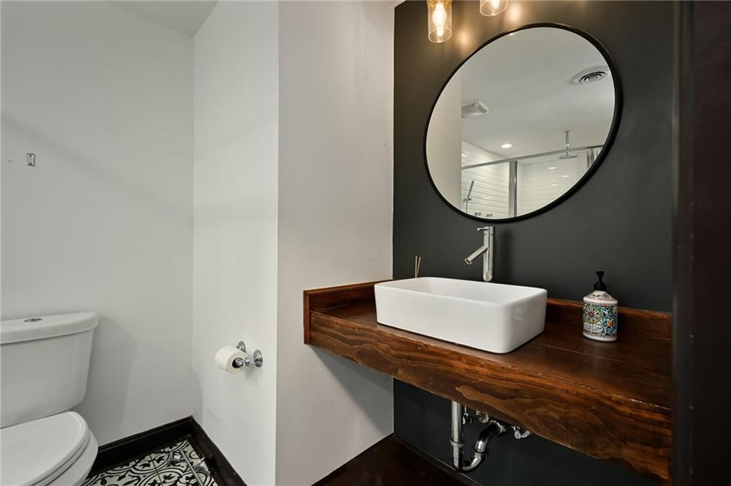 1100 Johnston Drive — photo 23