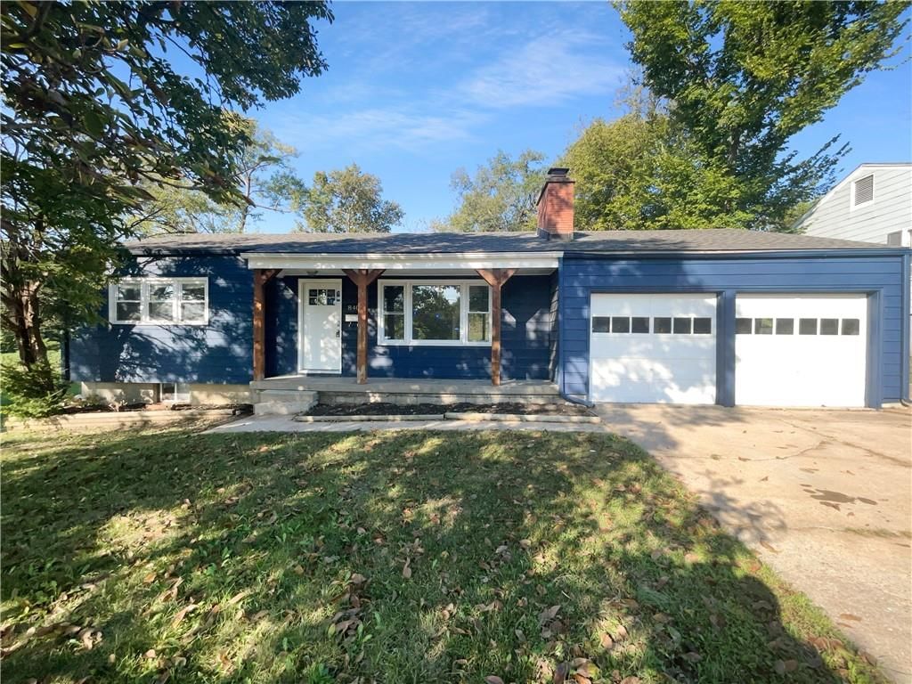 8400 Holmes Road, Kansas City, MO