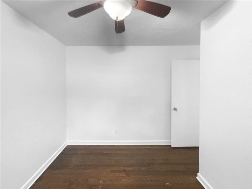 8400 Holmes Road — photo 10