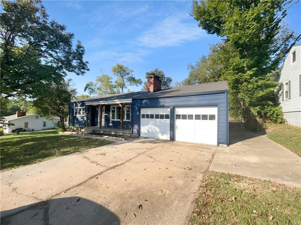 8400 Holmes Road — photo 16