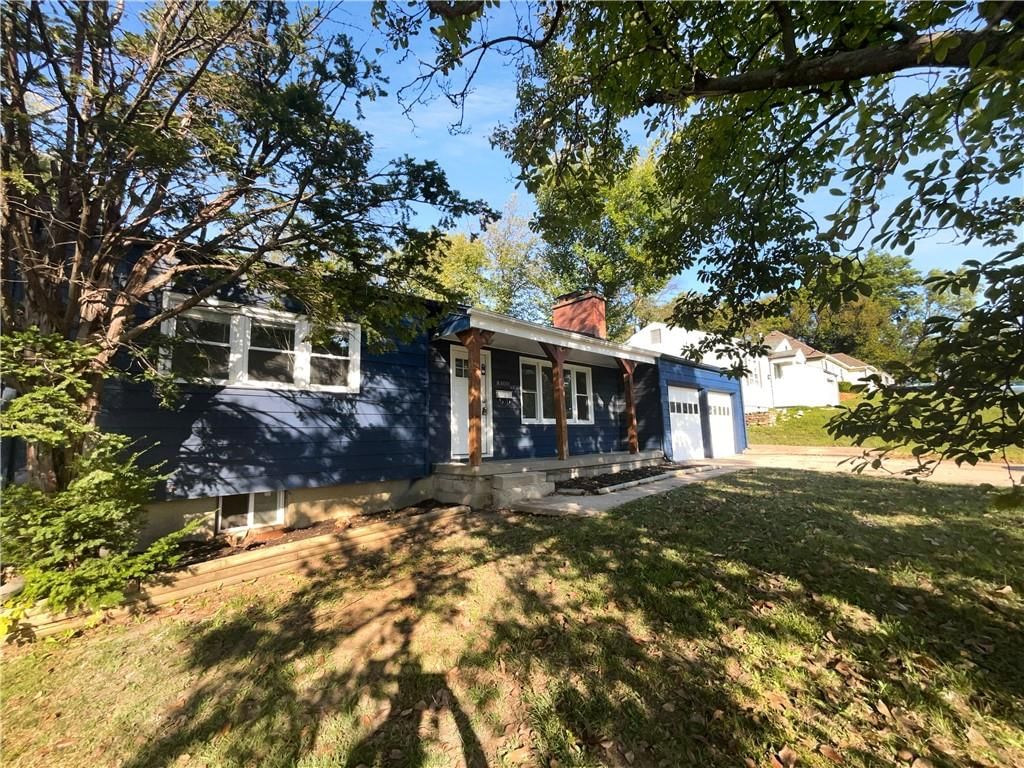 8400 Holmes Road — photo 17
