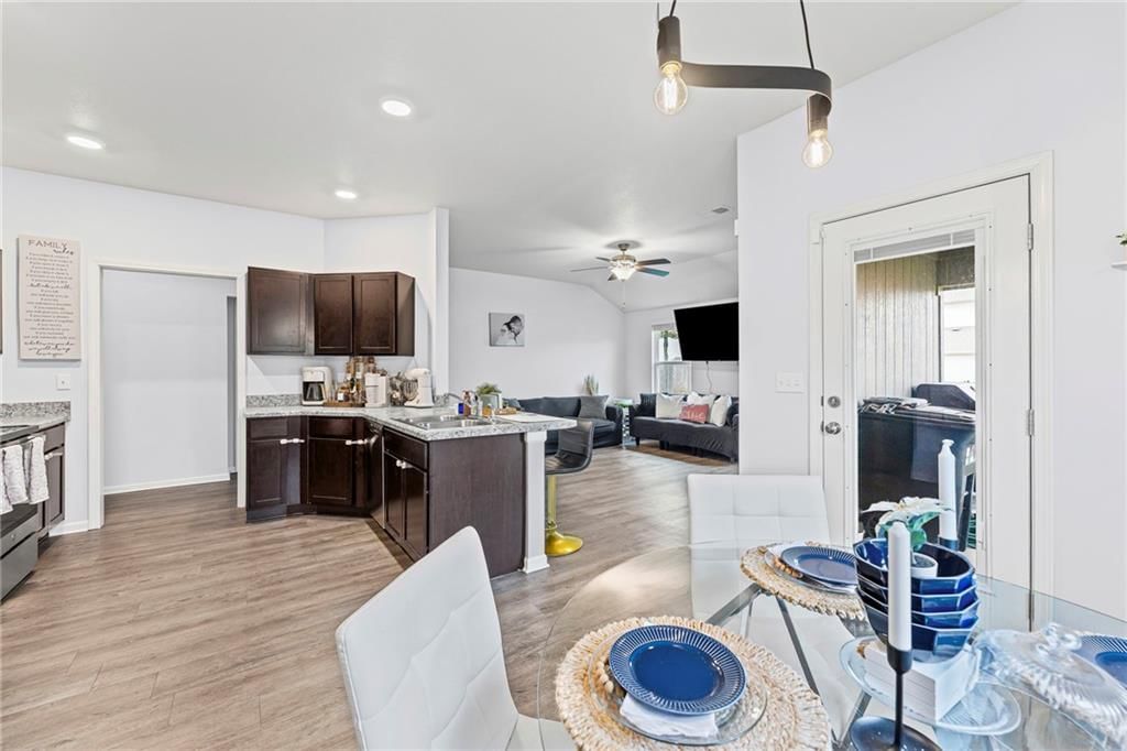 710 Hidden Meadows Drive — photo 10