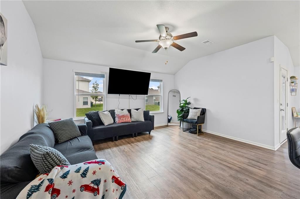 710 Hidden Meadows Drive — photo 15