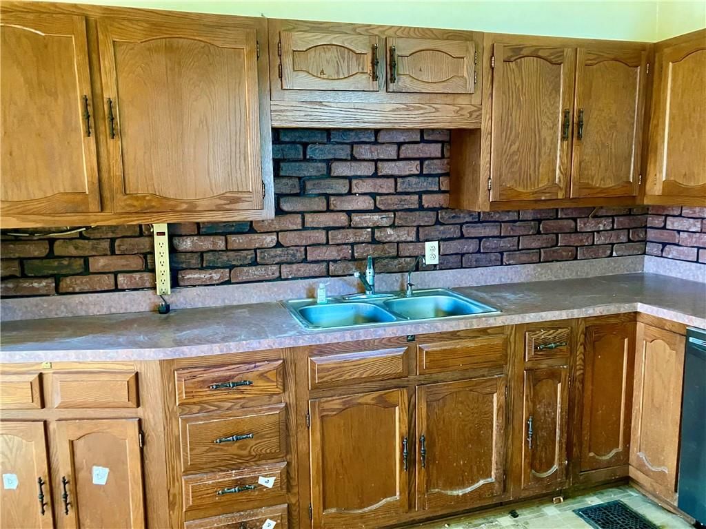 405 W 7th Street — photo 36
