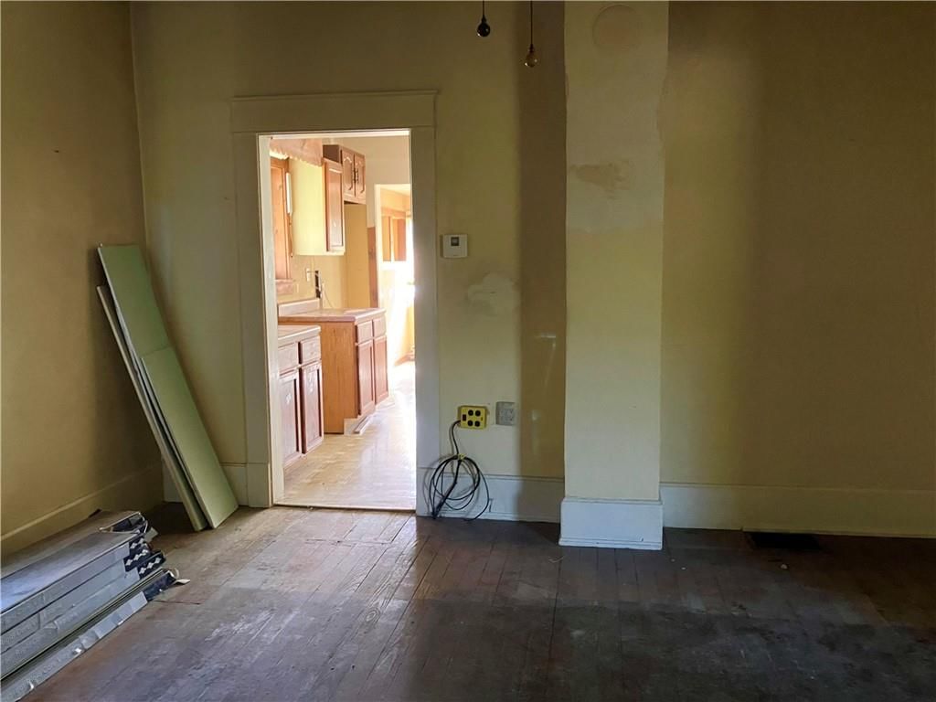 405 W 7th Street — photo 39