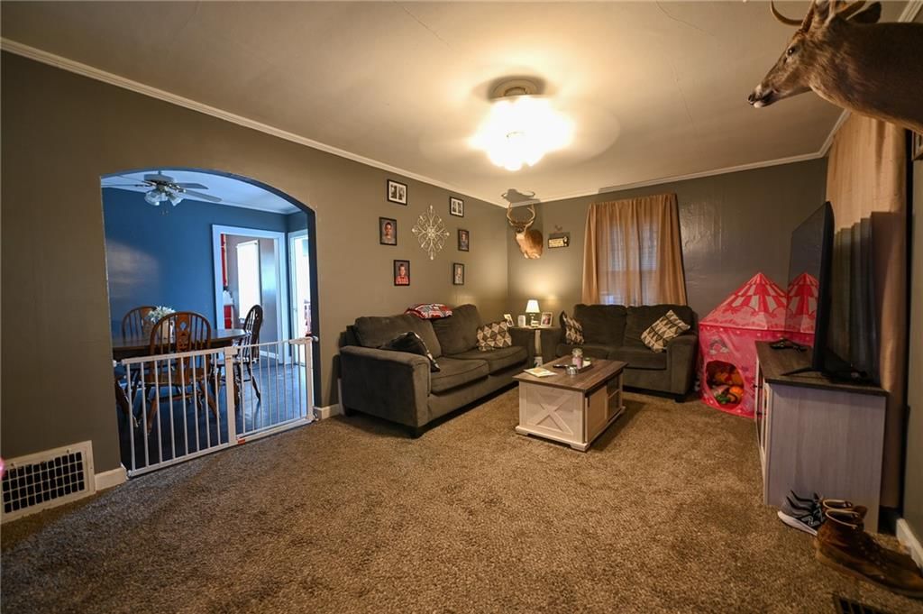 254 N Elm Street — photo 5