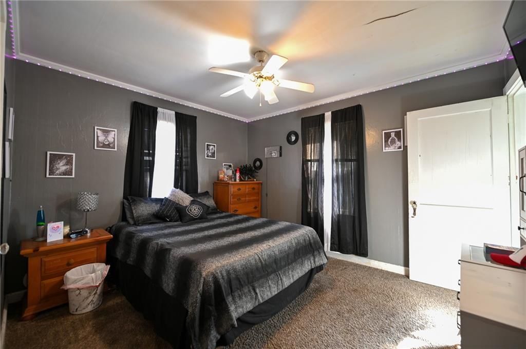 254 N Elm Street — photo 9