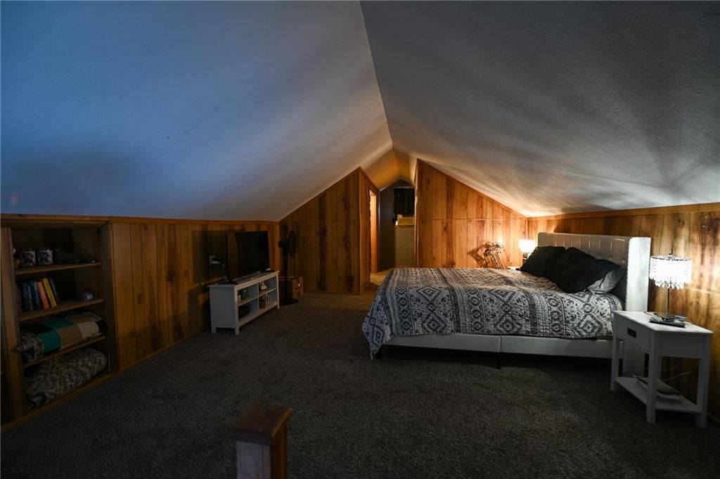 254 N Elm Street — photo 15