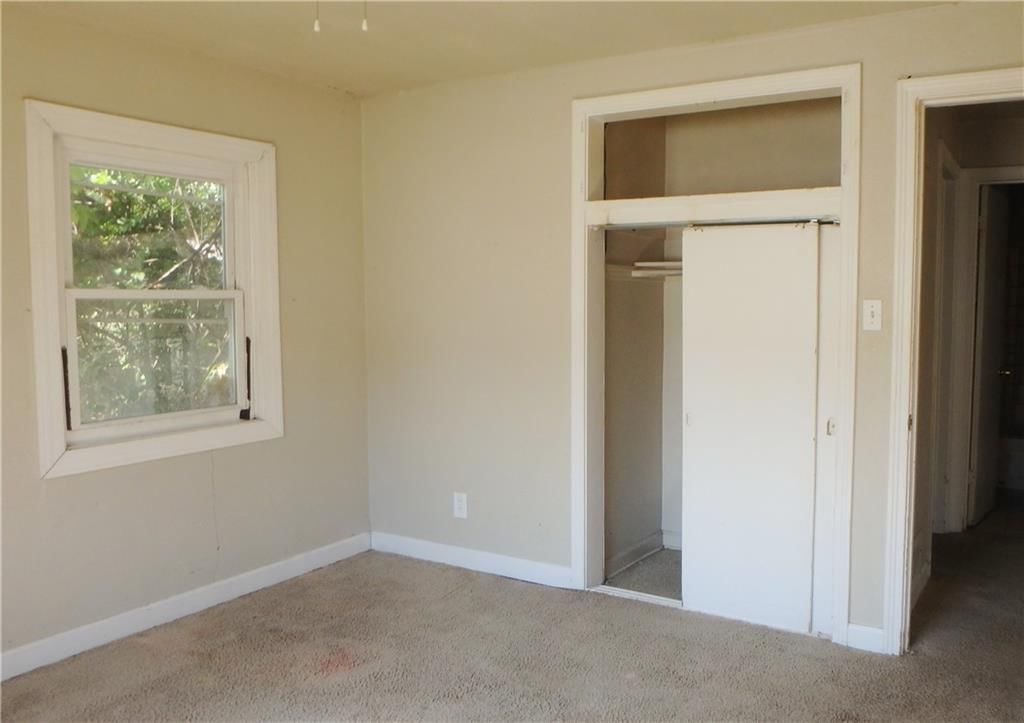 2304 E 75th Street — photo 10
